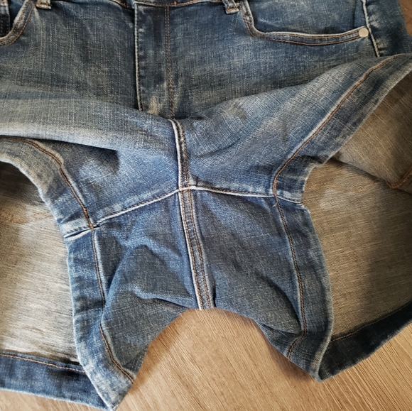Judy Blue shorts 2XL - Picture 4 of 4